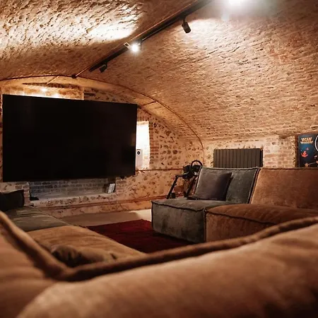 Demeure D'exception A La Campagne, 1h15 De Paris, Padel & Piscine